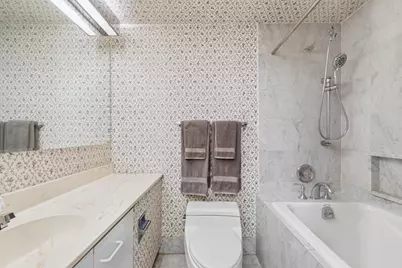 330 E 38th Street #56H, New York City, NY 10016 - Photo 5