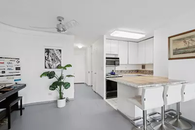 330 E 38th Street #56H, New York City, NY 10016 - Photo 3