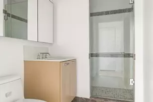 415 Main St, New York City, NY 10044 - Photo 11