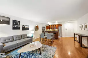 447 W 45th St, New York City, NY 10036 - Photo 3