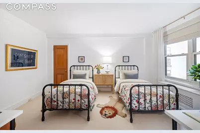 320 E 72nd Street #5B, New York City, NY 10021 - Photo 13