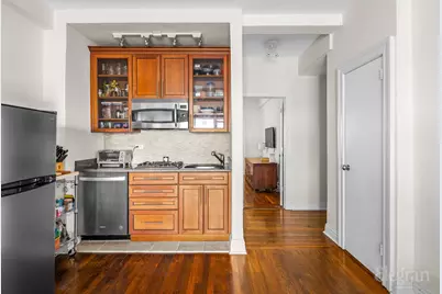 116 W 72nd Street #12C, New York City, NY 10023 - Photo 5