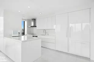 171 E 84th St, New York City, NY 10028 - Photo 3