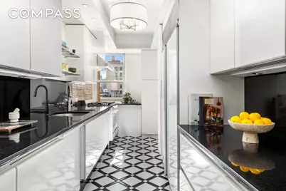 975 Park Avenue #11B, New York City, NY 10028 - Photo 9