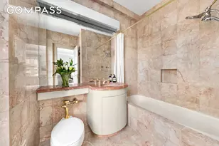 975 Park Ave, New York City, NY 10028 - Photo 5