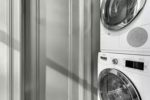 975 Park Ave, New York City, NY 10028 - Photo 15