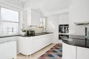 345 E 56th St, New York, NY 10022 - Photo 3