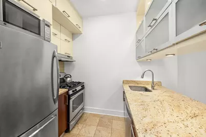 41-26 27th Street #3D, New York City, NY 11101 - Photo 5