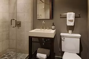 42 Barrow St, New York City, NY 10014 - Photo 13