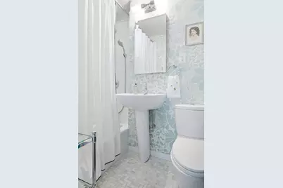 30 E 9th Street #5LL, New York City, NY 10003 - Photo 21