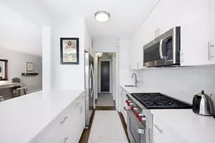 30 E 9th St, New York City, NY 10003 - Photo 5