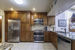 53-21 240th St, New York City, NY 11362 - Photo 5