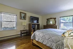 53-21 240th St, New York City, NY 11362 - Photo 7