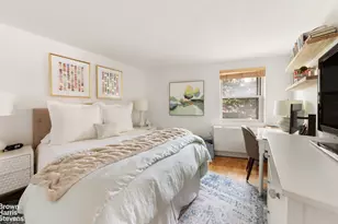 350 W 14th St, New York City, NY 10014 - Photo 3