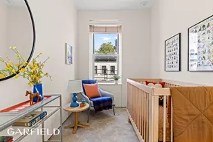 240 E 61st St, New York City, NY 10065 - Photo 13