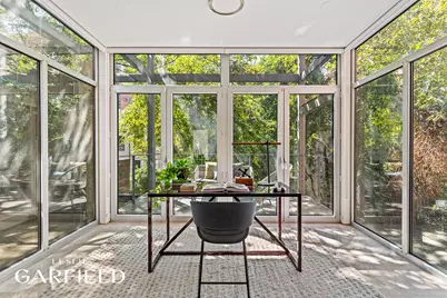 240 E 61st Street, New York City, NY 10065 - Photo 3