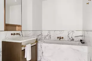 305 E 51st St, New York City, NY 10022 - Photo 5