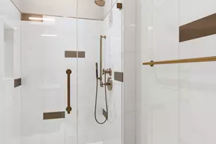 305 E 51st St, New York City, NY 10022 - Photo 11