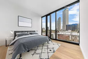 21-30 44th Dr, New York City, NY 11101 - Photo 3