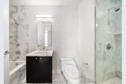 46-30 Center Boulevard #908, New York City, NY 11109 - Photo 7