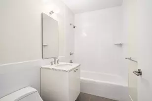 46-30 Center Blvd, New York City, NY 11109 - Photo 9