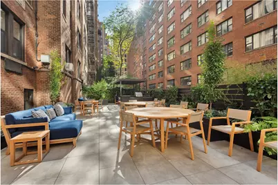 410 E 57th Street #1B, New York City, NY 10022 - Photo 17