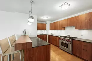 900 Park Ave, New York City, NY 10075 - Photo 3