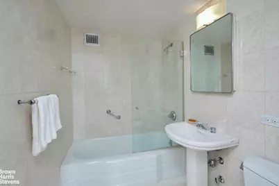 205 E 63rd Street #19F, New York City, NY 10065 - Photo 7