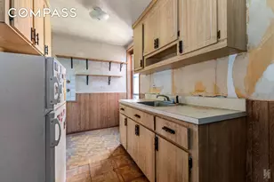 33-04 91st St, New York City, NY 11372 - Photo 9