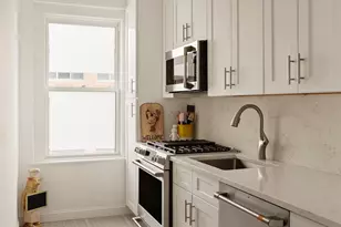 419 E 57th St, New York City, NY 10022 - Photo 5