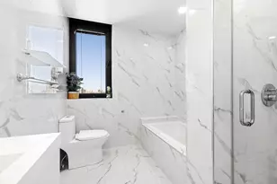 100 United Nations Plaza, New York, NY 10017 - Photo 3