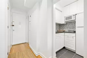 311 E 75th St, New York City, NY 10021 - Photo 7