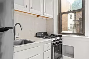 345 E 77th St, New York City, NY 10075 - Photo 3