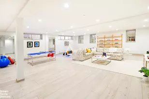 155 Noble St, New York City, NY 11222 - Photo 13