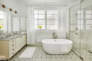 155 Noble St, New York City, NY 11222 - Photo 7