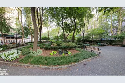 333 E 43rd Street #103, New York City, NY 10017 - Photo 21