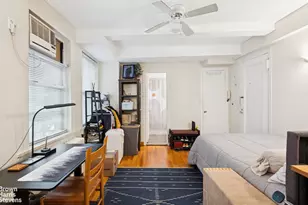 333 E 43rd St, New York City, NY 10017 - Photo 5