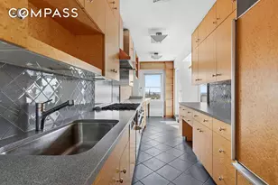 10 Plaza St E, New York City, NY 11238 - Photo 5