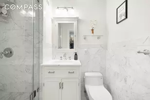 555 Main St, New York City, NY 10044 - Photo 9