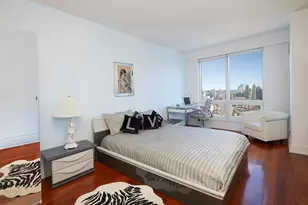 350 W 42nd St, New York City, NY 10036 - Photo 5