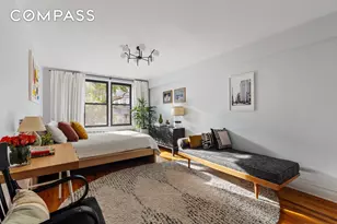 599 E 7th St, New York City, NY 11218 - Photo 5