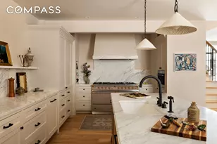 118 W 13th St, New York City, NY 10011 - Photo 13