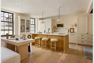 118 W 13th Street #PH, New York City, NY 10011 - Photo 11