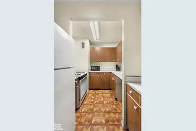 333 Pearl Street #5L, New York City, NY 10038 - Photo 5