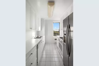 3512 Oxford Avenue #6C, New York City, NY 10463 - Photo 7
