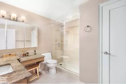 300 E 40th Street #27J, New York City, NY 10016 - Photo 7