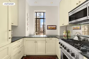 340 W 57th St, New York City, NY 10019 - Photo 11