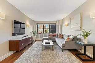 240 E 76th St, New York City, NY 10021 - Photo 1