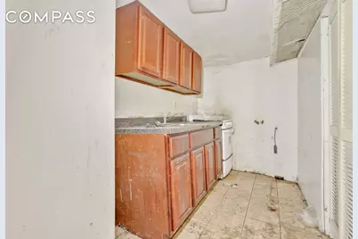 610 Ashford Street, New York City, NY 11207 - Photo 19