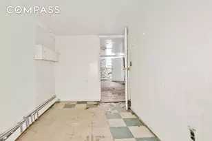 610 Ashford St, New York City, NY 11207 - Photo 25